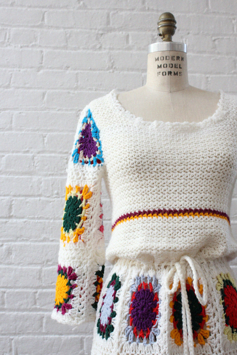 Colorful Crochet Granny Square Dress S-L OMNIA Colorful Crochet Granny Square Dress S-L OMNIA