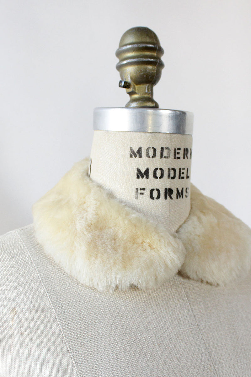 Lambswool Collar