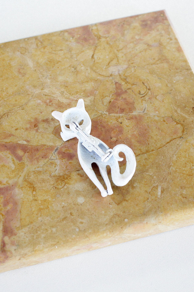 White Kitty Pin